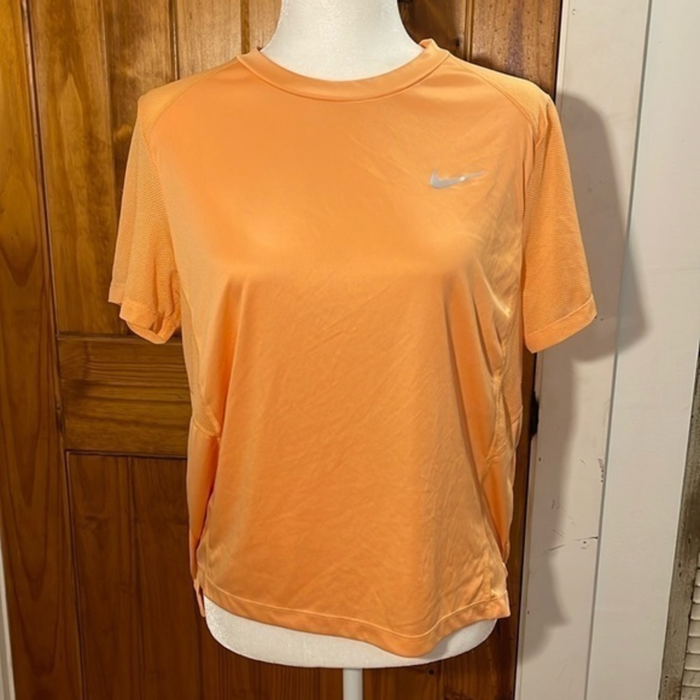 Nike Dri-Fit Running Top Large Orange Mesh vented Short Sleeve